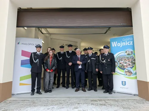 Nowy garaż dla OSP Dębina Łętowska