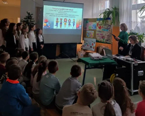 Żyję zdrowo – STOP uzależnieniom i przemocy! Wielka Wieś promuje życie bez nałogów i agresji.